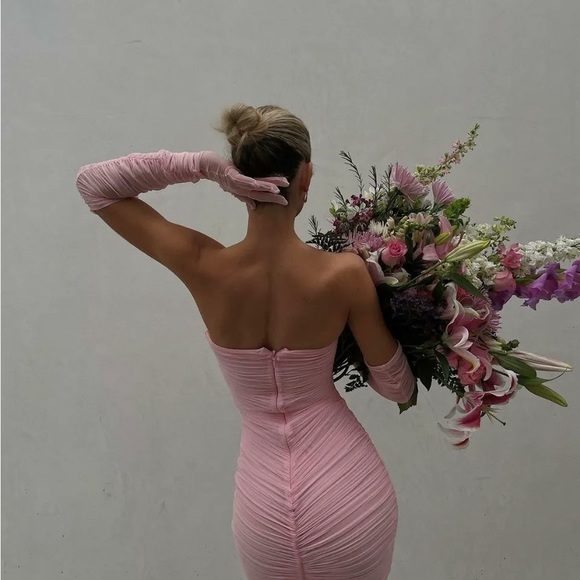 HOUSE OF CB 'Sofia' Fairy Pink Mesh Maxi Dress - Picture 7 of 14
